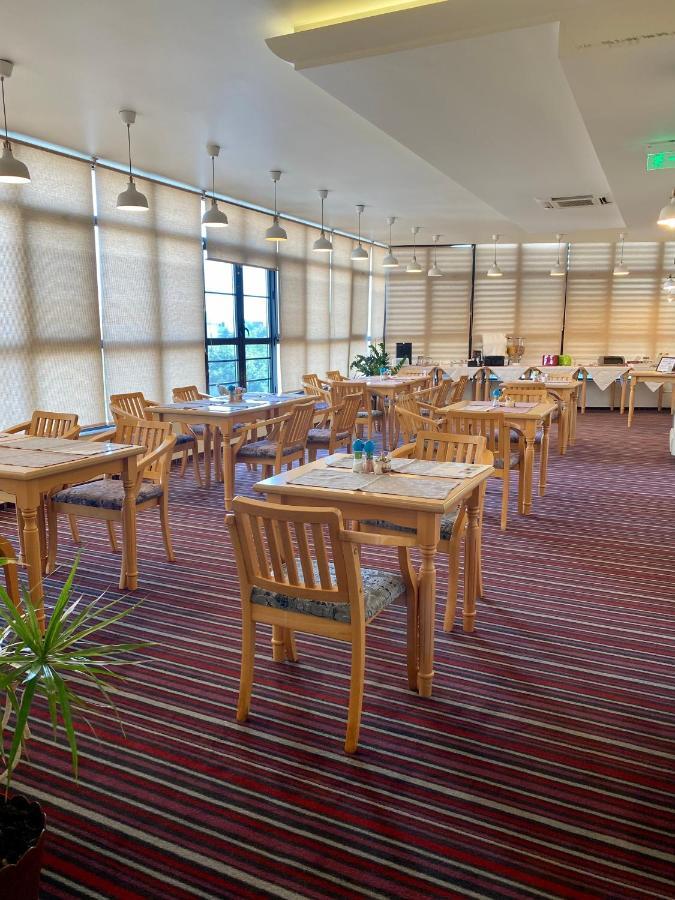 Pensiunea Rix Rooms Foksány Kültér fotó