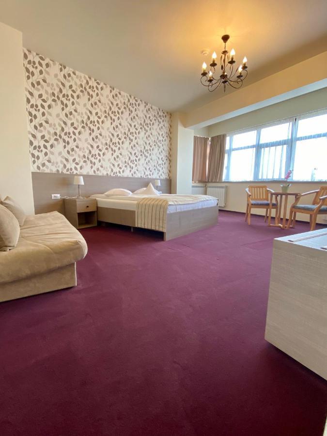Pensiunea Rix Rooms Foksány Kültér fotó