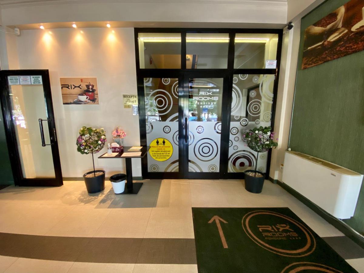 Pensiunea Rix Rooms Foksány Kültér fotó