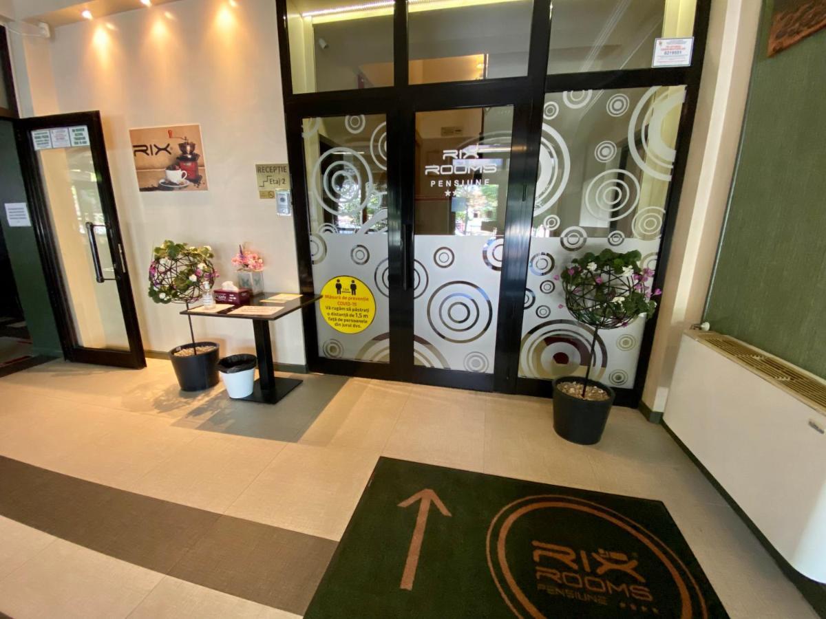 Pensiunea Rix Rooms Foksány Kültér fotó