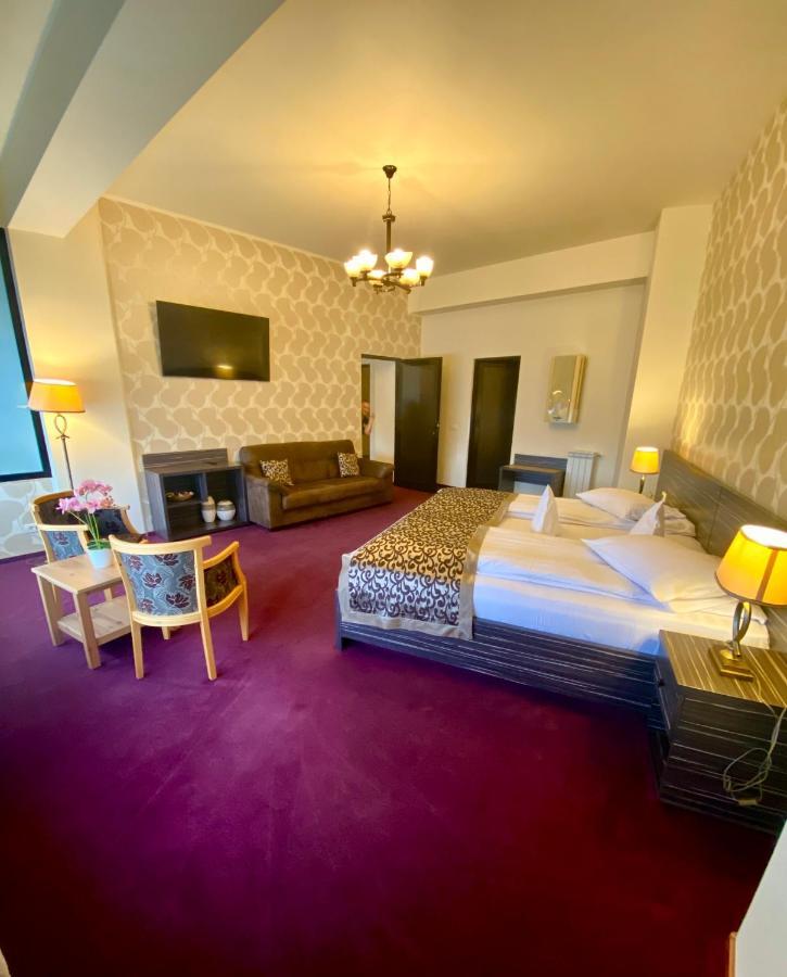 Pensiunea Rix Rooms Foksány Kültér fotó